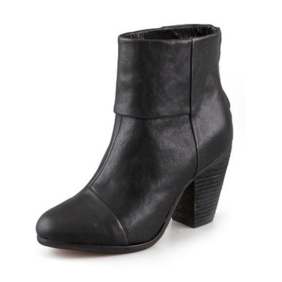 rag & bone Shoes - RAG & BONE Like NEW!! Classic Newbury Leather Bootie Shiny Black